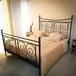 La Casa Di Clara Νάπολη